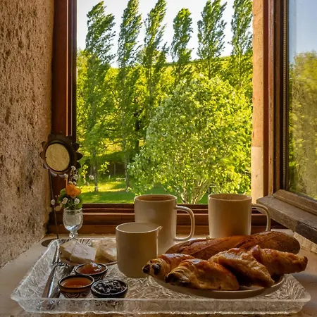 Lacoume Saint Jacques Проживание в семье