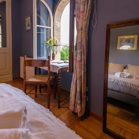 Lacoume Saint Jacques Homestay szállás *
