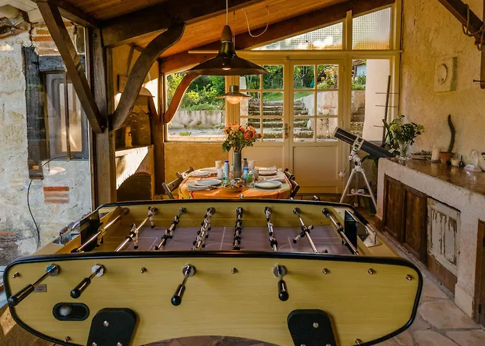 Lacoume Saint Jacques * Ош