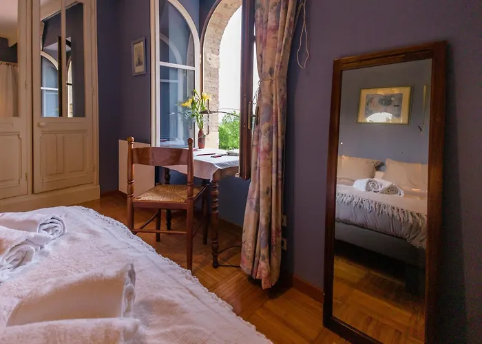 Lacoume Saint Jacques Проживание в семье *