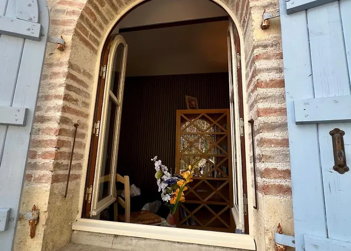 Lacoume Saint Jacques Auch